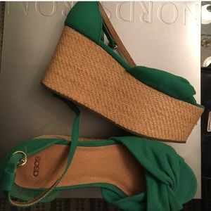 Asos green flatforms relist